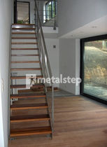 straight staircase with a lateral stringer (stainless steel frame and wood steps) ALUNA metalstep
