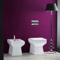 toilet EVER by Vitruvit Internal Studio Vitruvit