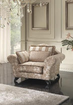 traditional armchair PUCCINI Satis