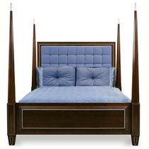 traditional canopy double bed CIRCA PHYLLIS MORRIS