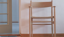 traditional chair CH37 by Hans J. Wegner Carl Hansen & Son