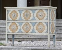 traditional chest of drawers Barberini chest Porte Italia Interiors