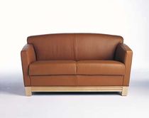 traditional commercial sofa SWATHMORE nurture