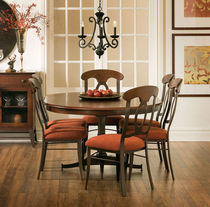 traditional dining table CYNTHIA AMISCO