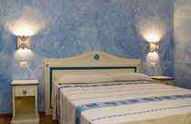 traditional double bed  Artigiantessile
