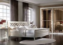 traditional double bed NUVOLA f