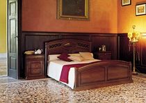 traditional double bed MILLEMIGLIA f