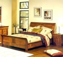 traditional double bed AT141 Pierre Cayron