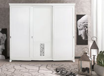 traditional lacquered wardrobe CAPRI : 3176 VACCARI CAV. GIOVANNI