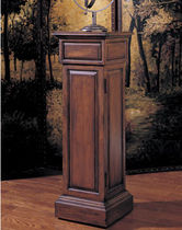 traditional pedestal  NICHOLS & STONE