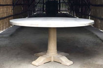 traditional round table ARTHUR by Livine ST-PAUL HOME