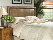 traditional upholstered headboard for double bed 8515-QH Fairfield Chair Co.