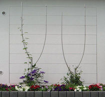 trellise by Dietmar Hentschker Nautilus
