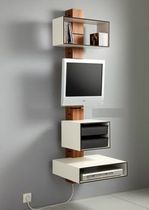 TV stand CONTAIN ME 1 by Julia Pfizenmayer HOLZ MANUFACKTUR