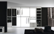 walk-in wardrobe SIDUS by Cavana/Santambrogio Res Italia