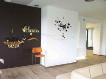 wall-mounted signage plate SIGNALETIQUE MEDIATHEQUE SUR MESURE Osmoze -atelier de design et de d&eacute;coration murale-