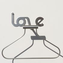 wall mounted valet stand LOVE INSILVIS