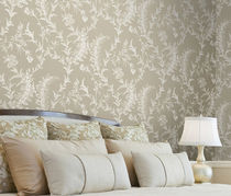 wallpaper: floral pattern ARCHIVE TRADITIONAL Lee Jofa