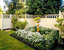 wooden garden fence  Western Red Cedar Export Association