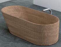 wooden oval bath-tub NEXTSTEP  PLAVISDESIGN