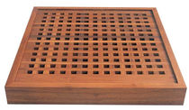 wooden shower tray  WILLIAM GARVEY
