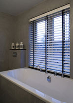 wooden venetian blind BATHROOM JASNO SHUTTERS