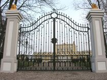 wrought iron entrance gate  Efekt-Metal