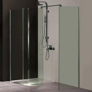 fixed shower screen / corner