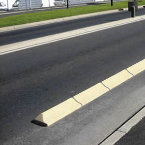 wall edge / engineered stone / linear
