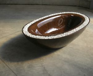 free-standing bathtub / oval / composite / wooden