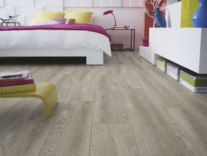 vinyl flooring / residential / strip / matte