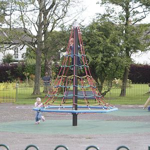 playground climbing net