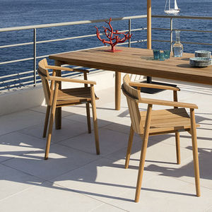 contemporary garden chair / with armrests / teak / garden