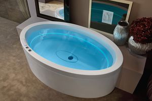 free-standing bathtub / oval / acrylic / hydromassage
