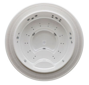 built-in hot tub / round / 5-seater / 4-seater