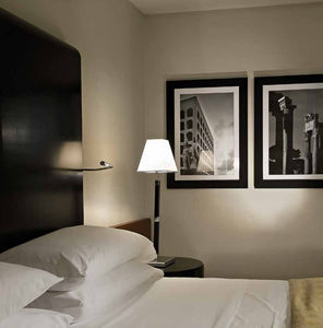 table lamp / contemporary / steel / cast iron