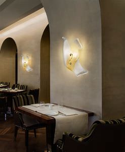 traditional wall light / glass / halogen / IP20