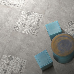 outdoor tile / floor / porcelain stoneware / plain