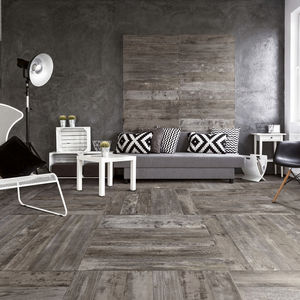 wall tile / floor / porcelain stoneware / patterned