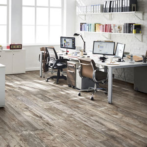 wall tile / floor / porcelain stoneware / patterned
