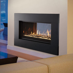 gas fireplace / contemporary / closed hearth / built-in