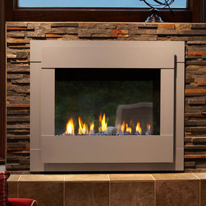 gas fireplace / contemporary / closed hearth / built-in
