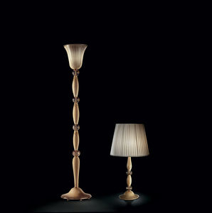 floor-standing lamp / traditional / glass / halogen
