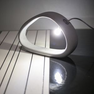 table lamp / contemporary / concrete / handmade