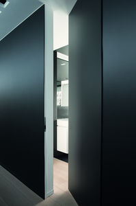 electronic lock / door