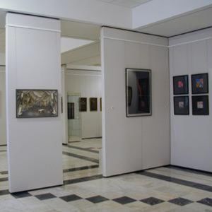 removable partition / sliding / metal / for exhibitions