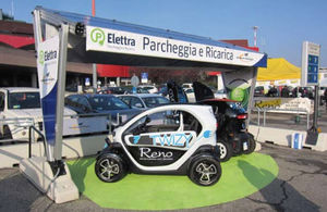 electric vehicle charging station / solar