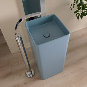 free-standing washbasin / square / ceramic / contemporary