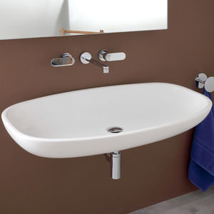 wall-mounted washbasin / oval / ceramic / contemporary