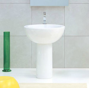 free-standing washbasin / round / ceramic / contemporary